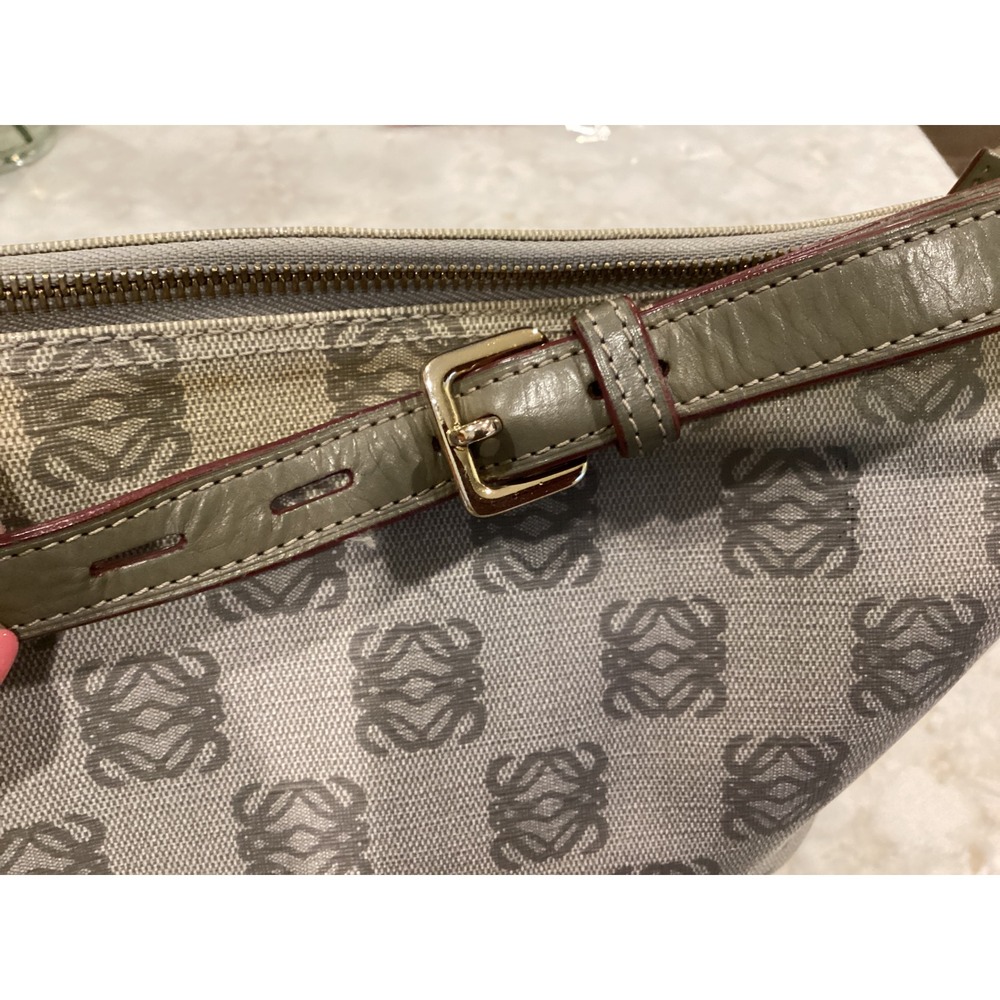 Loewe Beige & Gray Anagram Shoulder Bag - Picture 9 of 17